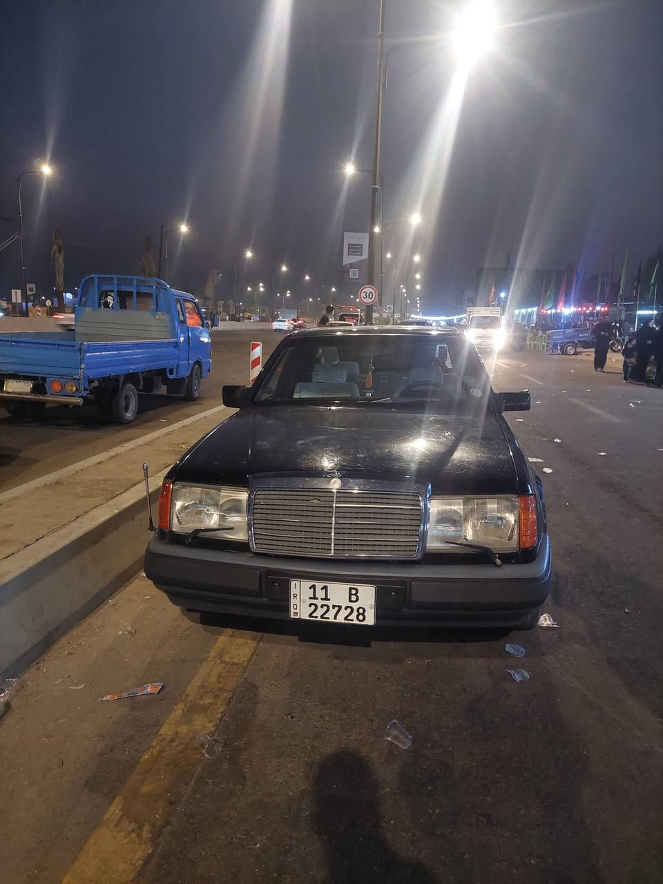 سلام عليكم عندي مارسدس دب
مديل 1989
رقم بغداد انكليزي سنويه 31
مكينه عنكبوت 300
بلاديه السياره 
حداديه خير من الله 
دواخل نضاف 
سعر 55وبيه مجال 
مكاني نجف بل كوفه بشارع المطار 
***********بي واتساب 
بيع فقط
