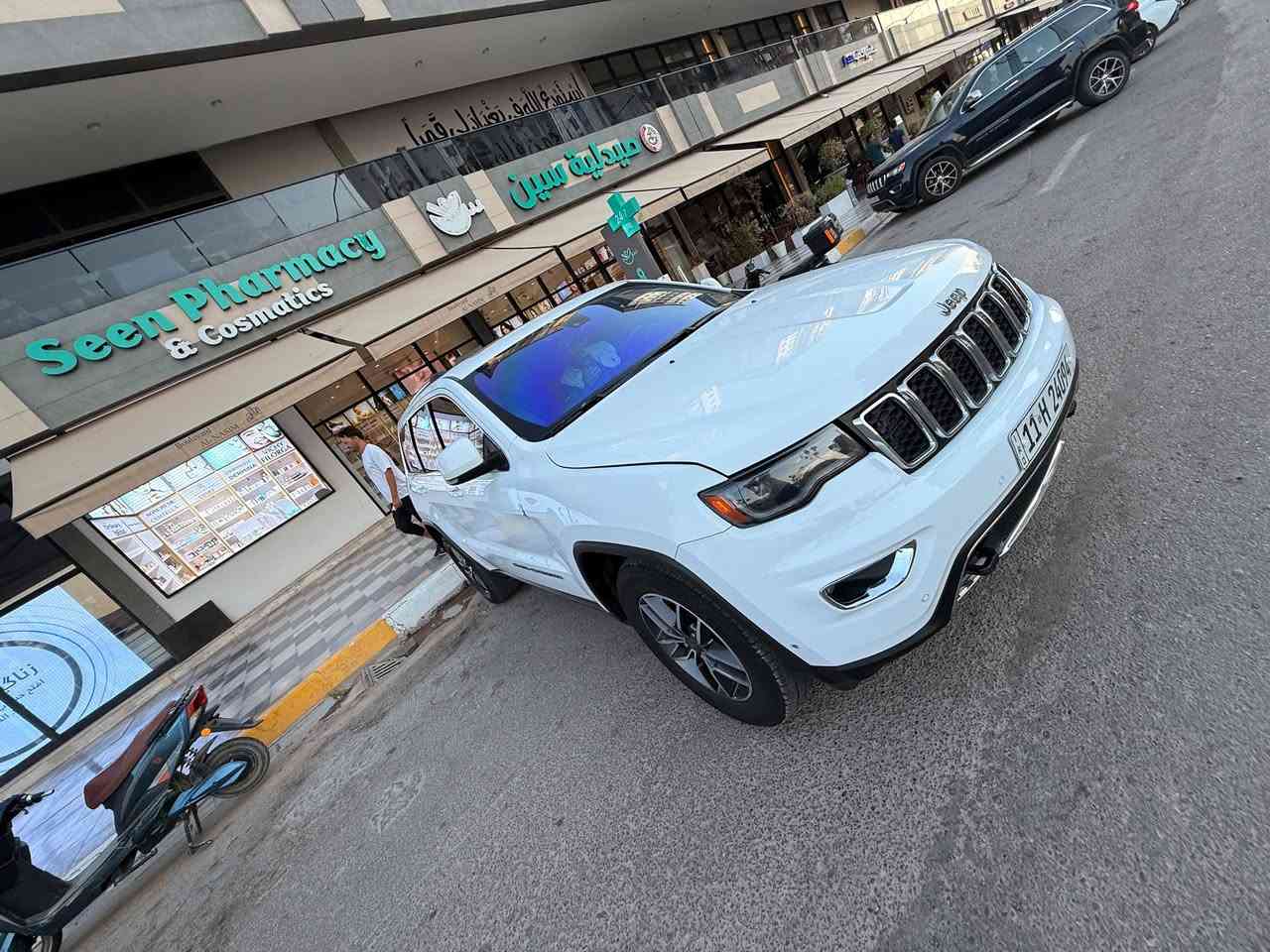 السلام عليكم جيب موديل 2019 خليجي
جاملغ وبنيد مبدلات اصليات ودوسه صبغ 
كير ومحرك كفاله تبريد صدر كفاله ماشيه 84 
باسمي تحويل مباشر السعر 174 وبيه مجال 
مكاني بغداد حي الجهاد ***********
الف عافيه على ياخذه
