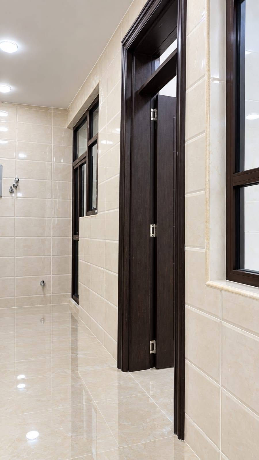 🏠 للإيجار | شقق جديدة (زيرو) في السيدية
✨ شقق مودرن بتصميم حديث ومدخلين مستقلين

التفاصيل: • غرفتين نوم
• صالة
• مطبخ
• خدمات

💰 السعر: 600 ألف

📞 للتواصل والاستفسار:
***********
