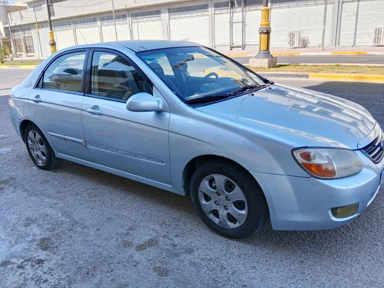 سلام عليكم سياره نوع سبكترا موديل 2007كفاله كير مكينه حداديه تخم تاير تبريد تدفىه تبريد ثلج بيه صبغ حزام جراد فقط لاغير بسمي تحويل مباشر العنوان كربلاء السعر 68وبيه مجال شي بسيط الهاتف ***********
