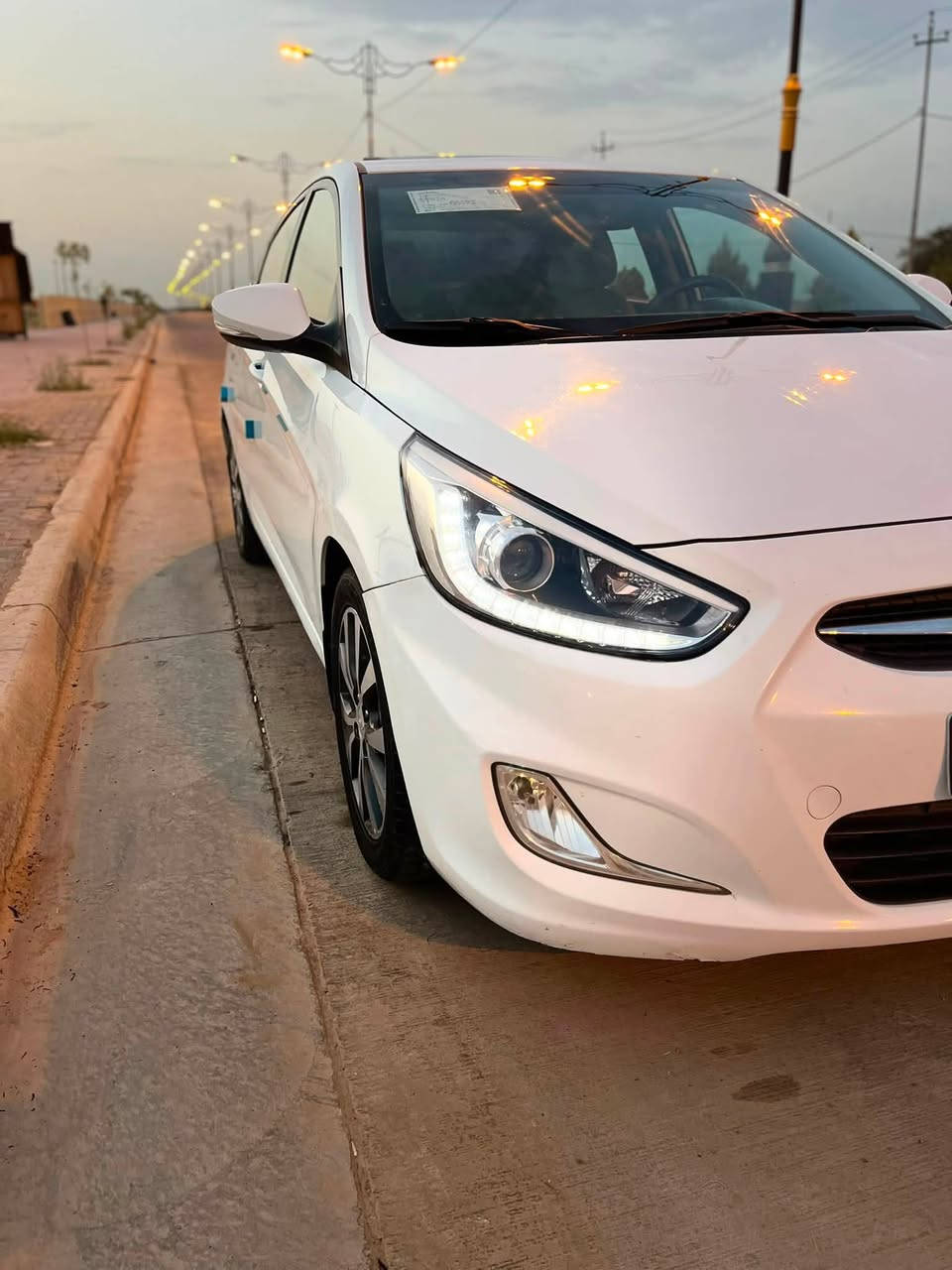 اكسنت مضلع
⬅️ موديل 2014
⬅️ ماشي 181 KM
⬅️ على إيد واحد من الشركة
⬅️ محرك 1600 دوش بشرط لا صرف ولا نفخ ولا رخوه ⬅️ كير بشرط
⬅️ طخم امامي خلفي جديد
⬅️ طخم تاير جديد
⬅️ رقم أربيل جديد سنويه 2029
⬅️ السيارة كلين كلين لا صبغ ولا بارد 
⬅️ السيارة احلى من الصور
⬅️ فول موصفات 
⬅️ نضام ايكو توفير الوقود
⬅️ اسلايت 
⬅️ لايت لد
⬅️ تحكمات حاكية بالسقف
⬅️ أشاير بالمري
⬅️ ويل كب اسود كروم خمسة ويل كب
⬅️ بعد بيها موصفات
⬅️ مكان السيارة الموصل جانب الأيسر 
⬅️ للاستفسار اكثر اتصل اسيا ***********
⬅️ كورك ***********
