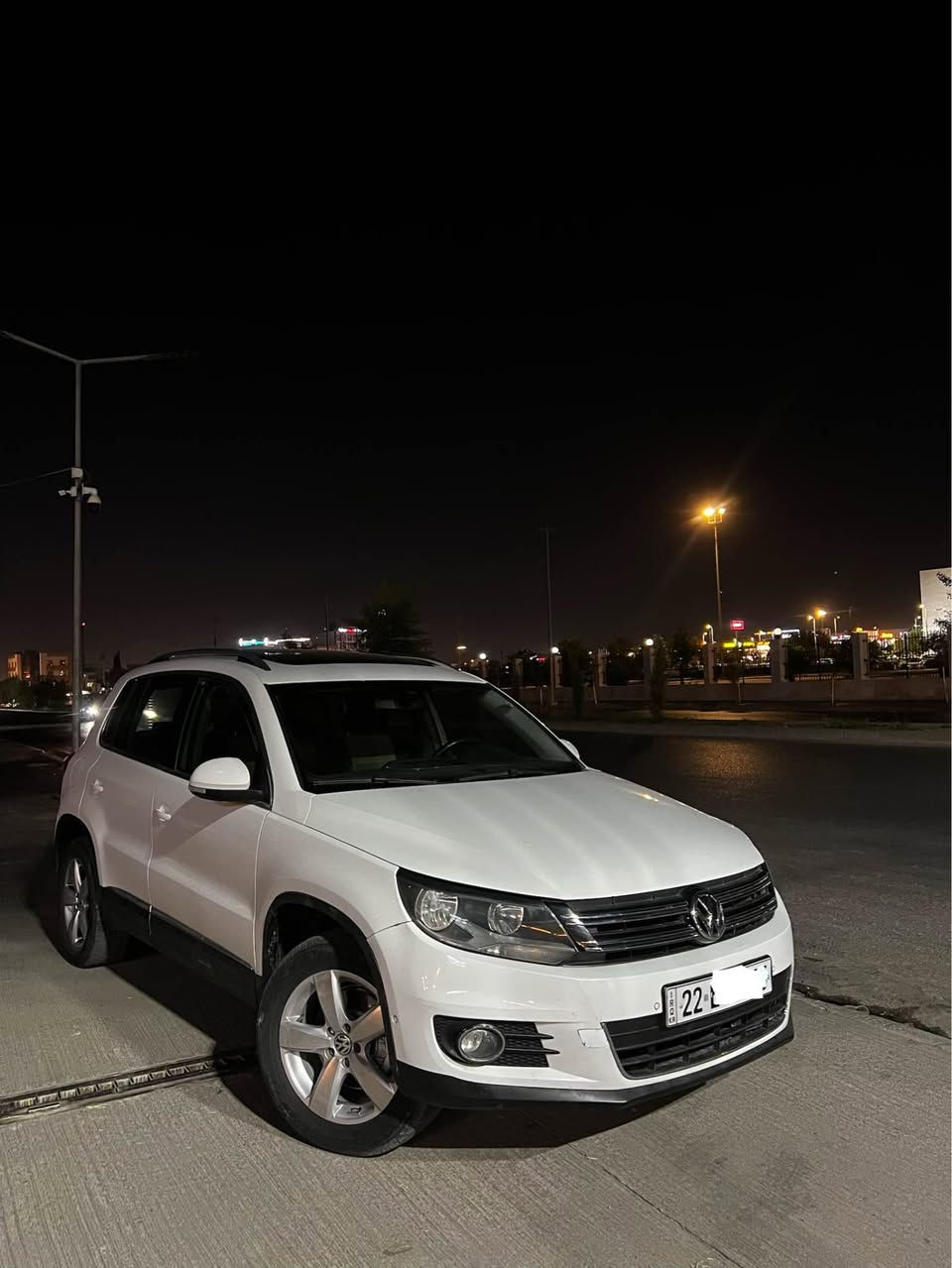 تیگوان 2012
Tiguan
سەیارەکە نیو مواسەفاتە
پانۆراما  ~ حەساس ~ ئۆتۆپارک ~ دەبل ئەکسل ~ سوکان ڤۆلیۆم ~ سەیارەکە مواسەفاتی دیارە
مەکینە ١٨و تۆربۆیە تازە مەکینەم بۆ کریوە بەشەرتی هەزار فیتەر 
گێر و مەکینە و تەبرید و تەقە و رەقە بەشەرت
بە ناوکرد بەشەرت 
سەیارەکە  زۆر جوان و پاک ماوەتەوە سپێری دانەبەزیوە
دووپارچە و نیوی هەیە بە سێ پارچە ئەیدەم بێ ناوگرتن بێ ئێرباگ  پێش و پشتی کەپسە
١٣٠ هەزار رۆیشتەوە
سعری  ٩٠  و مجال
*********** واتساپی لەسەرە
***********  واتساپی لەسەرە 
سەیارەکە لە هەولێرە أربيل, العراق
