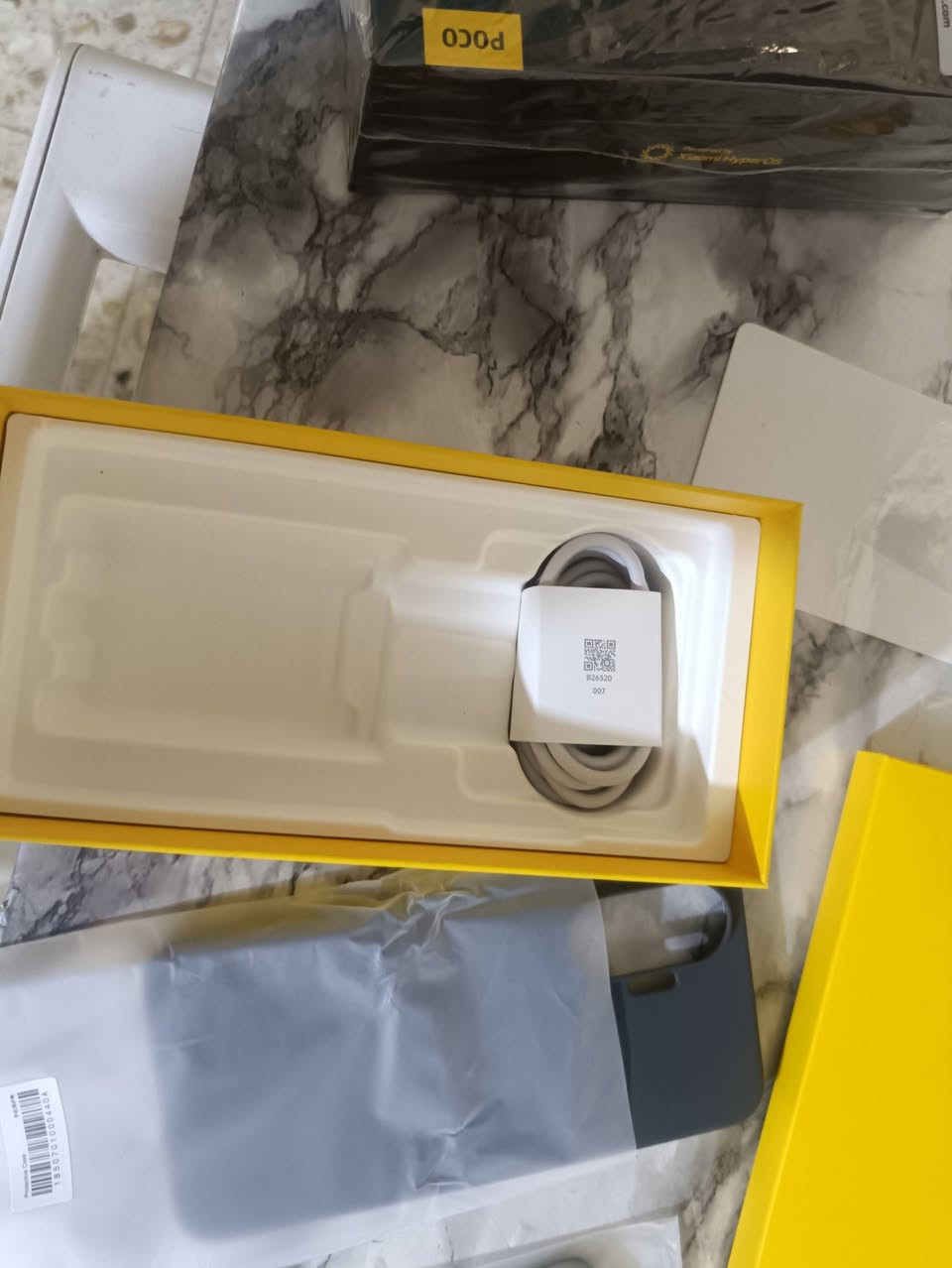 Poco F7
جديد ما مستعمل جدا قليل حتى الحافظة البلادية مالته بعدها بجيسه وما مستخدمة والشاحنة ما مشحون بيها مع كامل ملحقاته الذاكرة 265 البطارية 99%
المكان بغداد /حي الجهاد
***********
السعر 500 الف
