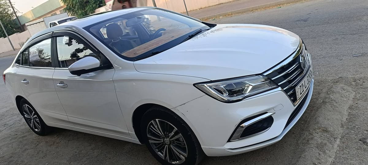 mg5 
2023 فول مواصفات ، 35000 ڕۆشتوە .
بۆ زانینی نرخ پەیوەندی بکەن .
***********
***********
