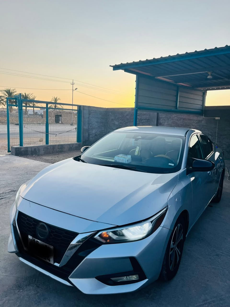 🚘 نيسان سنترا SV موديل 2023 للبيع
🔑 دخول ذكي بدون مفتاح
🔘 بصمة تشغيل 

كير اوتوماتيك Gvt ناعم محرك 2000 

📱 شاشة كبيرة تدعم كار بلاي 
تبريد ثلج 
📷 كاميرا خلفية
🎛️ تحكم بالستيرن
داخل مشمشي .
🛣️ رادار أمامي وجانبي
🚨 تنبيه خروج عن المسار
⚠️ تنبيه النقطة العمياء
🚗 تنبيه اقتراب/تصادم أمامي
ممشى السياره 9110 فقط 
🛑 بريك طوارئ تلقائية
👀 مراقبة محيط السيارة وأنظمة مساعدة للسائق
💡 إضاءة زينون ابيض 
رقم أنبار معوقين اسويلك وكاله عامه باسمك السياره مصروف عليها ما متعوبه 
✨ السيارة حادثها فقط:بنيد وجاملغ ، والفحص مفتوح للمشتري. والسونار موجود السعر150 ورقه وبيها مجال العنوان الأنبار الرمادي تفاصيل ***********
