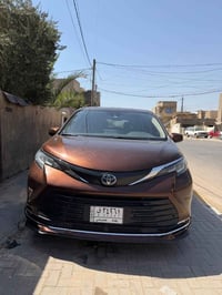 سيينا • ٢٠٢٢ • ٧٧ الف ميل