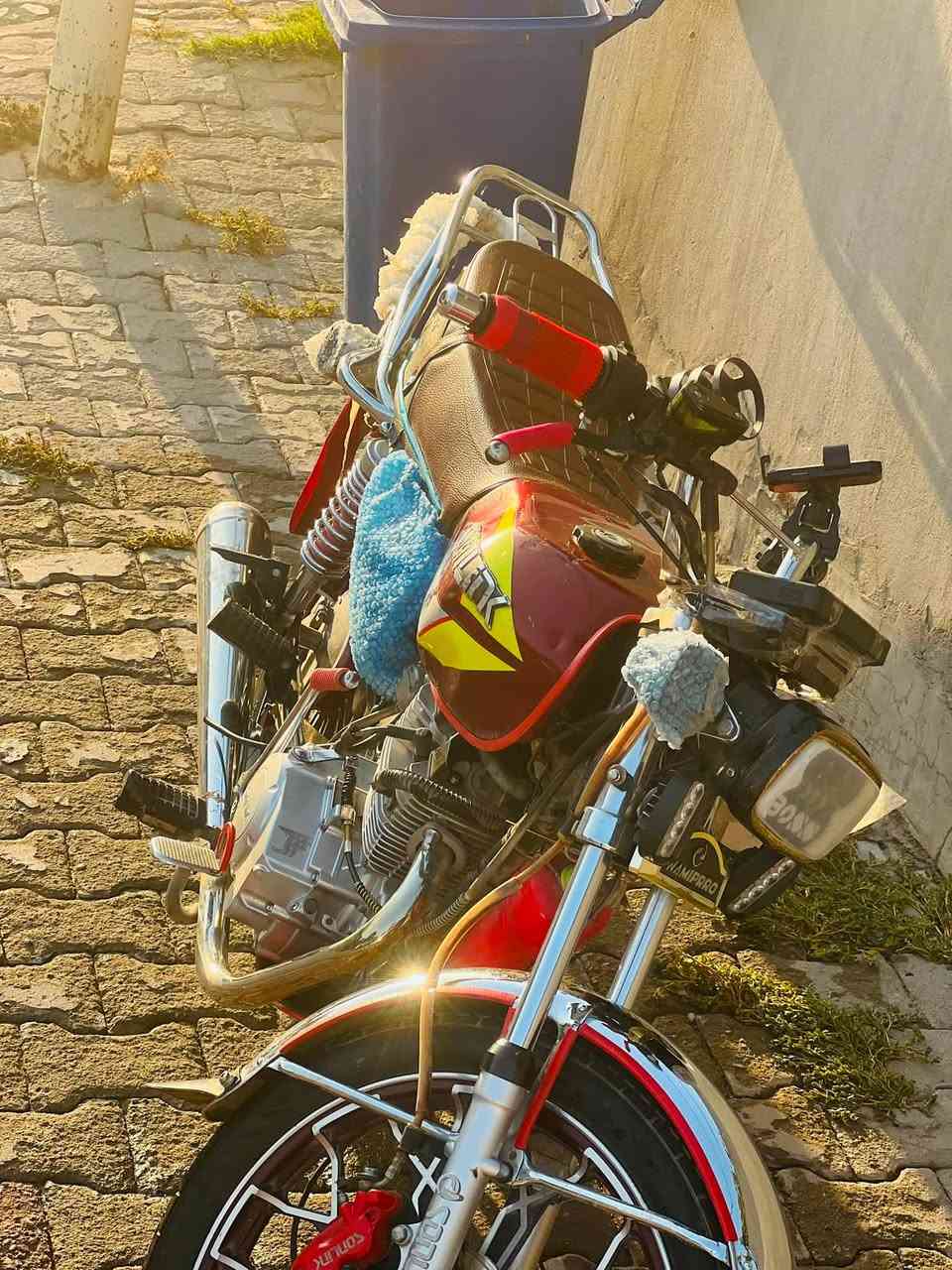 سونيك 24 /5كير دراجه نضيفه محرك ما مفتوح كهربائيات كامل شغال نكره سلف  للمراوس ب 4كير موديل 24او 25 هاذه رقمي ***********واتساب
