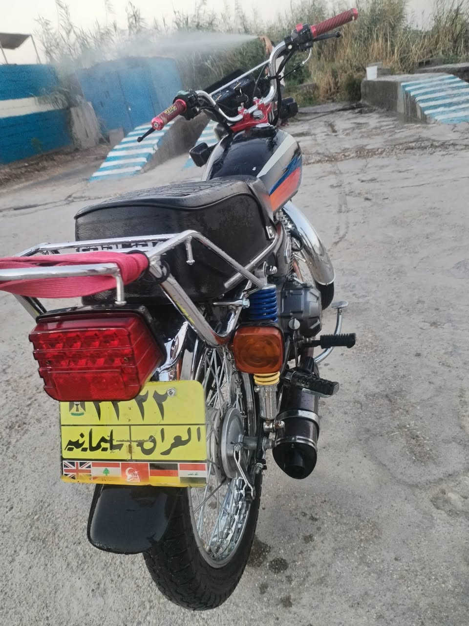 دراجة نامه امتياز موديل 2025
مزودة مكينة 300 cc (  CRX)
صالنصة رياضي كاربون
فول تزويد مال مزامط 👿
كاملة كلشي ماذب عليه
المكان واسط صويرة
السعر اتصل ودلل
***********

