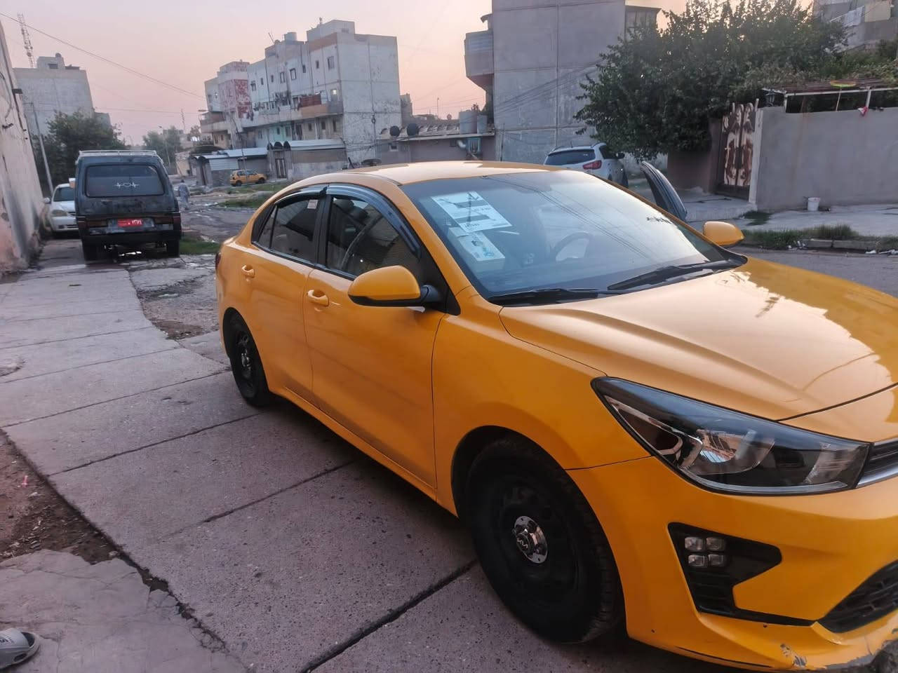 للبيع مستعجل
سعر 135$🎖️سياره تسوى أكثر 
كيا ريو  تكسي موديل 2023 وارد امريكي 🥇
سياره جديده بمعنى الكلمه كلها  ومابيها برغي نقص🎖️ 
محرك ٤سلندر حجم ١٦ دوش كير اوتوماتيك شرط المحرك والكير مبدل أي تي🥇
السياره عليها إدامه كامله من كل النواحي🎖️
رقم نينوى دولي رقم وهزة وسنويه جديد بأسمي شرط التحويل هيئه وغرمات صفر🎖️
مشدودلها منظومة غاز ⛽️ 
🚫ضررها بابين باب السايق وباب النفر جهة الخ 🎖️
مرفوق رقم الشاصي🥇
سياره جاهزه 
موصل الايسر 
الرقم📞
***********
