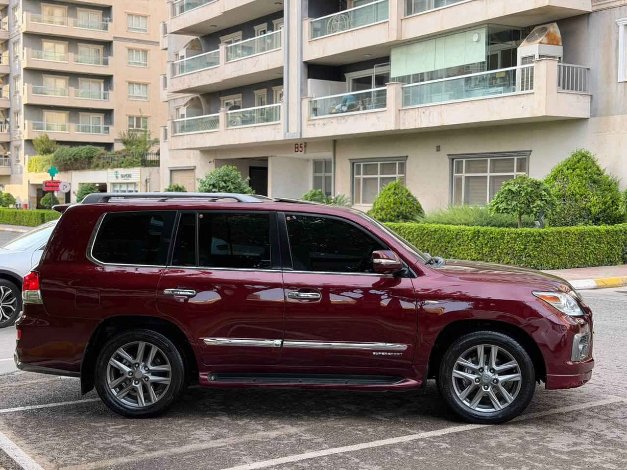 لكزس LX 570 • ٢٠٠٨ • خليجي