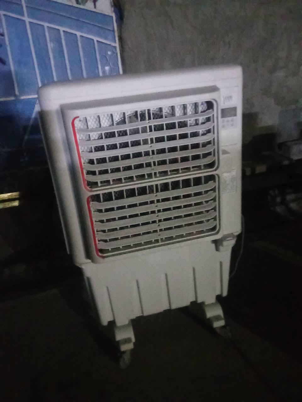 مبرده كنفير سرعتين دكم سعر 100وبيه مجال وكشر سوبر نضيف سعر 45وبيه مجال وشراي يتصل على هذا الرقم ***********
