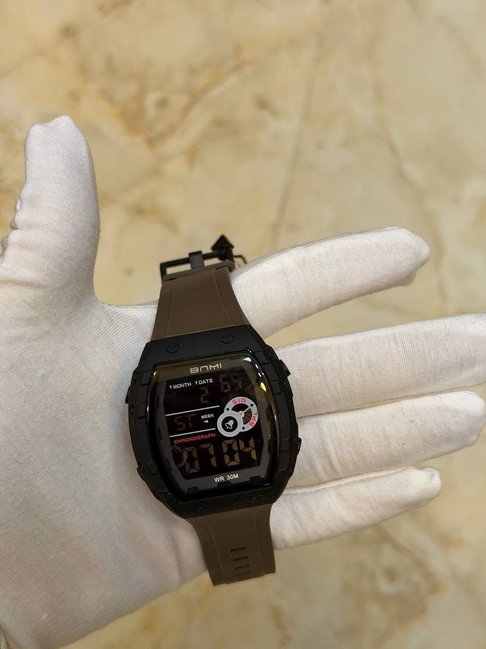 ✨ الفخامة ليست خيارًا... بل أسلوب حياة. ⌚
ارتقِ بإطلالتك مع ساعة بنمي، حيث يلتقي التصميم الراقي بالجودة التي تدوم.
🌟 تفاصيل أنيقة تلفت الأنظار.
🌟 خامات عالية الجودة تمنحك الثقة في كل مناسبة.
🌟 مناسبة للاستخدام اليومي وللهدايا الفاخرة.
اجعل كل لحظة تعكس ذوقك الرفيع، لأن الساعة ليست مجرد أداة لمعرفة الوقت، بل عنوان لشخصيتك.
📩 اطلبها الآن واستمتع بأناقة تستحقها، قبل نفاد الكمية.

كل ذلك تجدونه في عطور الحرمين  

_________________

عطور الحرمين   

للجودة عنوان🌺🌺🌺

الفرع الأول: القيارة 💥 الجدعة 💥 الشارع العام 🔥مقابل برج اسيا سيل 

الفرع الثاني: السوق الرئيسي في مركز ناحية القيارة🔥 داخل قيصرية الخياطين🔥

للحجز والاستفسار يرجى مراسلة الصفحة او الاتصال على الارقام التالية: 

***********

***********
