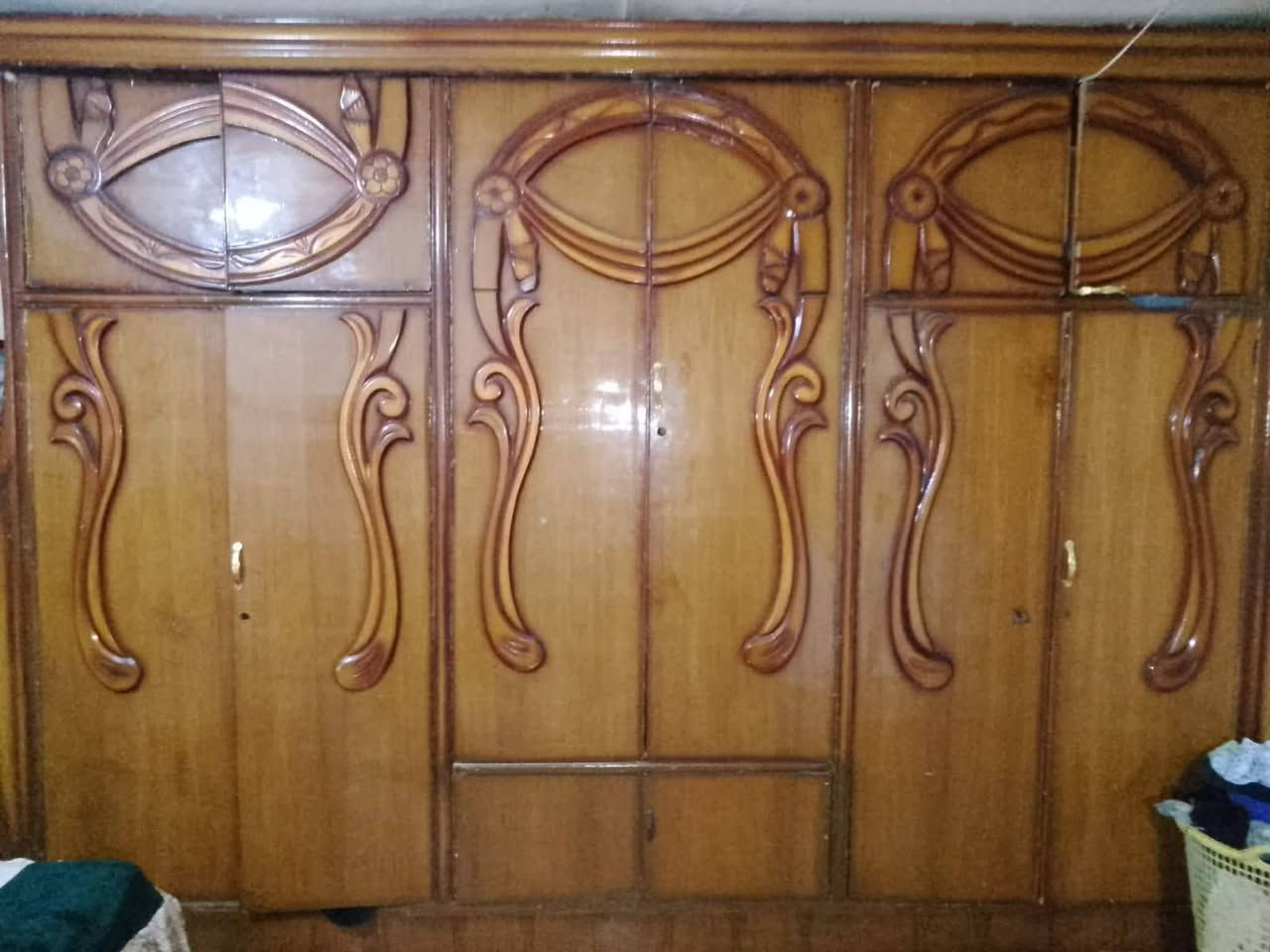 عنوان حيانيه 
عرفه لبيع صاج. عراقي اصلي 
مستعجل على لبيع ***********77260260770 لثاني
