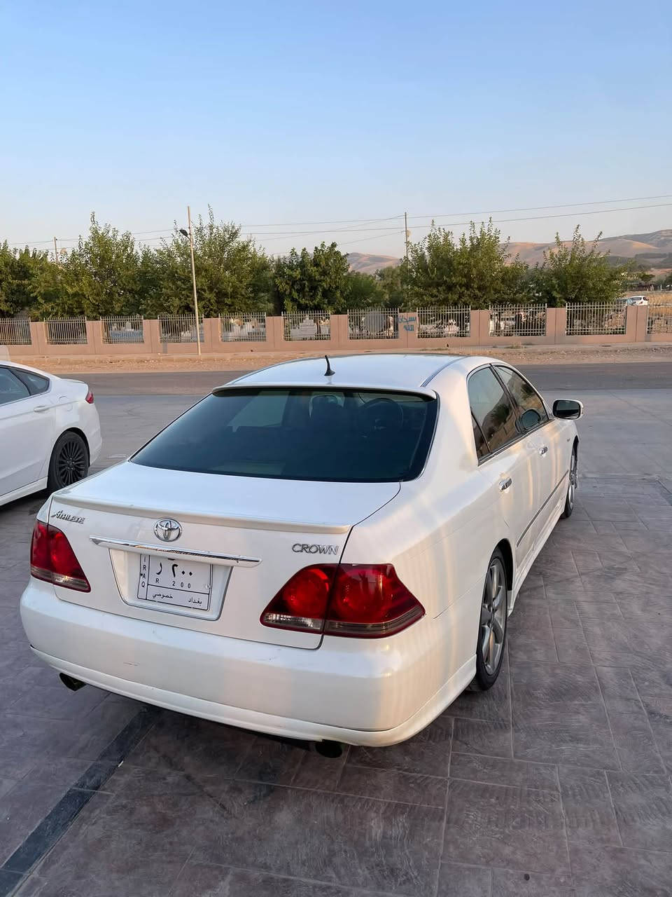 شاینە 2007.  184 فول فول مواسەفات کوشن جلد هیتەر سلایت ئاوێنە ئیشارەت ویل دنکە ساج سورەکامل کامل پەرمەجەیە سەیەرەکە بڕاوەیە بەس بەقەد یەک ساق جوان نەبو مەیبە شوێن موسەکانی تازە بۆیاخم کردوە هەستی پێ ناکەی کە بۆیەخە ماشااللای لێ بێت تا خوا حەزکا جوامە تامی یەک ساقی نەیا مەیبە ٢٥٠ مەسروفی تیا نیە تەقەو ڕەقەو گێڕو مەکینە بەشەرتی ١٠ وەستا بۆیاخیش سەقفو حیزامیش بەشەرت ٢ پەرچەی بۆیاخی ئەو روپایە و بەس سعریشی 67  ناونیشان سلێمانی موشتەری نیت نەسەری خۆو نە هی منیش مەیەشێنە ***********
