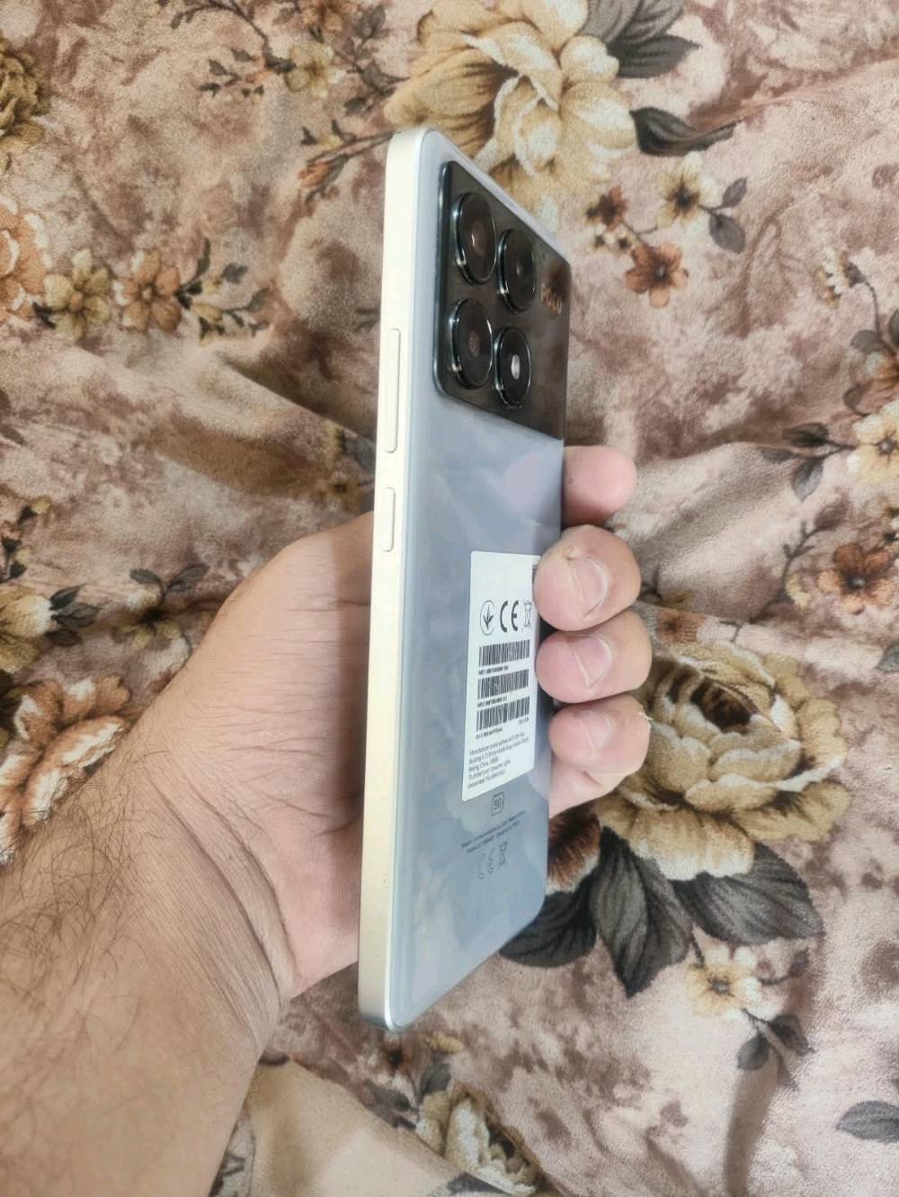 بوكوX6برو ذاكره 512عشوائي 12ببجي 120غراض كاملة سعره 350قفل او مراوس