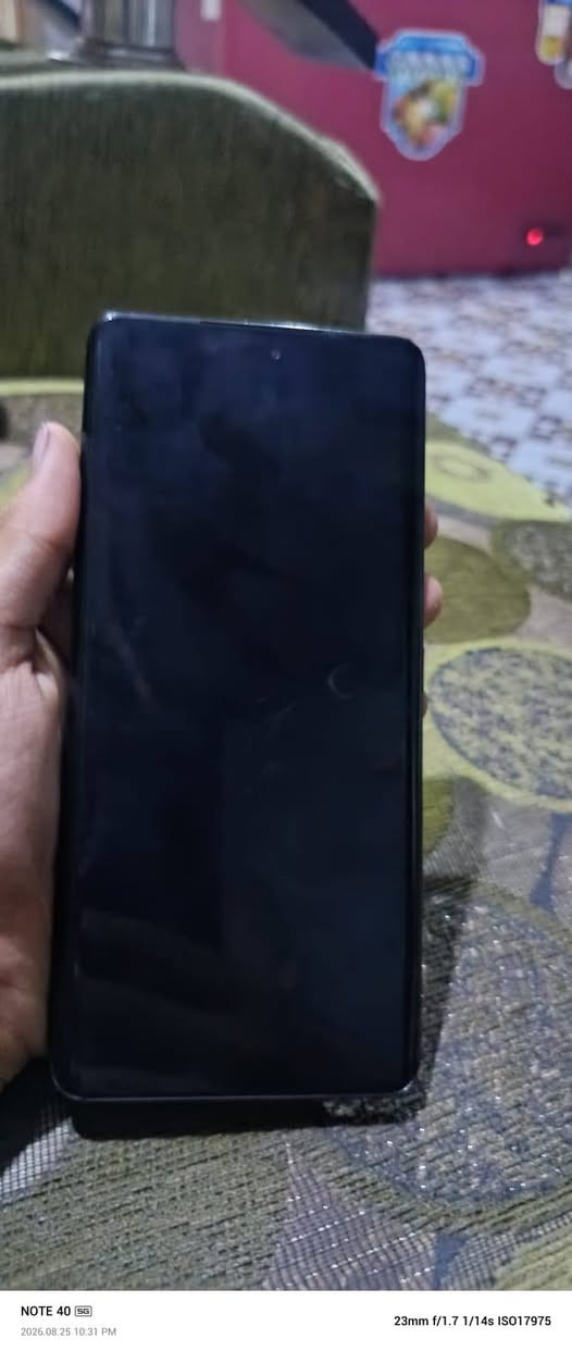 سلام عليكم جهاز هونر x9c
بطارية 6600
ضد الماء والكسر 
رام 8-8
جهاز مكفول بس دكمة مال سماعة مكسورة تبدلها ب25
واضحة بصورة السعر 275وبي مجال لشرايه مو شراي لا تعبني ***********
