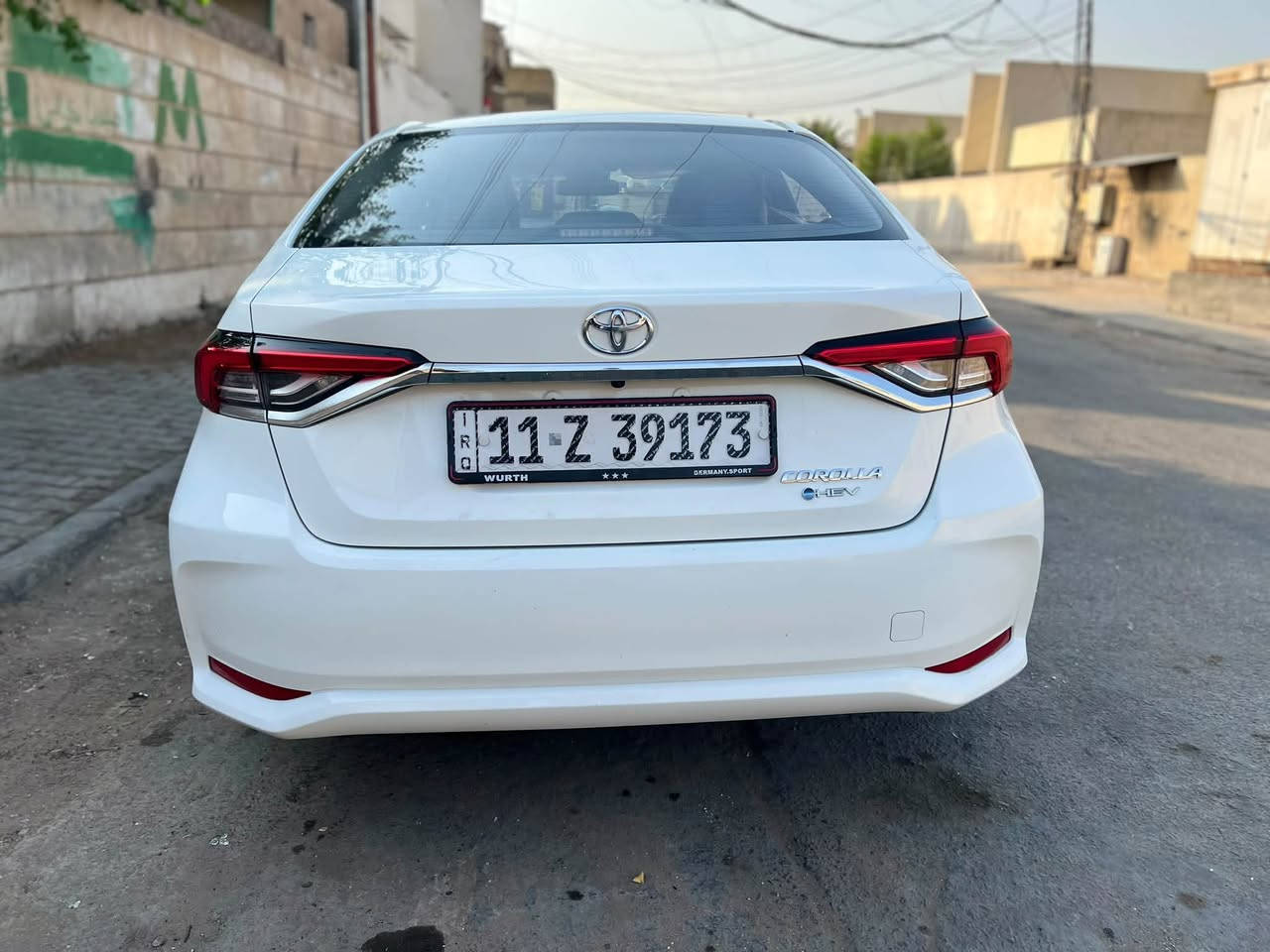 ‏كورلا  خليجي هايبرد ٢٠٢٤ شكل الخليجي
‏جديده كلش بحالة الوكالة ماشيه 28 الف 
‏فول مواصفات دبل بصمه 🔑 فتحه سقف
‏كراسي جلد بلادي تخم تاير جديد 
‏عازل حراري جام
‏السياره مكفوله  ماعدا طخه زغيره جاملغ خلفي صبغ كد شبرين وعندي صور الطخه قبل الصبغ بانزين كله محسن الدهن كله اصلي وكاله 
‏رقم بغداد انكليزي بسمي
السعر اتصل وتدلل ***********
