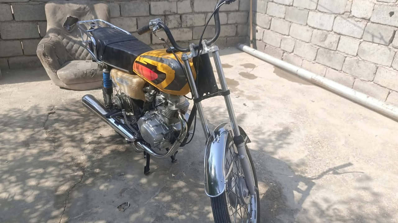 السلام عليكم دراجه نامه شلامجه اصلي مفتوحه السعر 450 قفل
 المكان سوق الشيوخ ناحية الفضليه ﴿***********﴾بي واتساب
