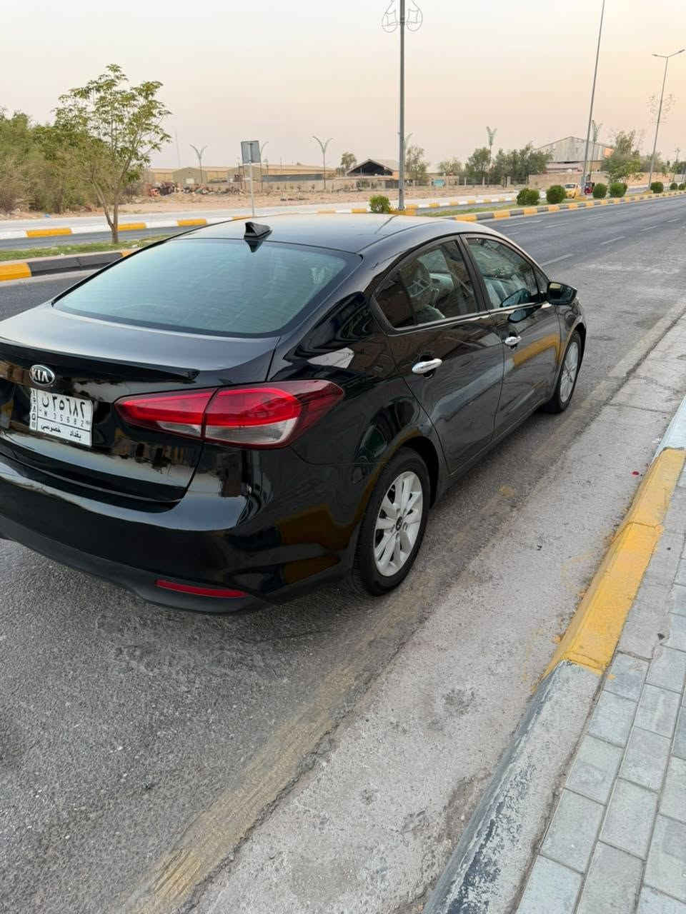 سلام عليكم للبيع فورتي ١٨
سياره كفاله عامه فقط دوس صبغ

مكينة 2000 دوش

ليبل واحد 

موصفات شاشه كبيره كامره

وداخل سياره كارتون 

كشنات تتفه سياره جاهزه من كلشي

كير مكينه حداديه تبريد تخم تاير كفاله 

منضومه زنون عالي ناصي

سياره جديده كلش رقم بغداد سنوية 2030

مكان السياره كربلاء السعر 103

***********

***********
