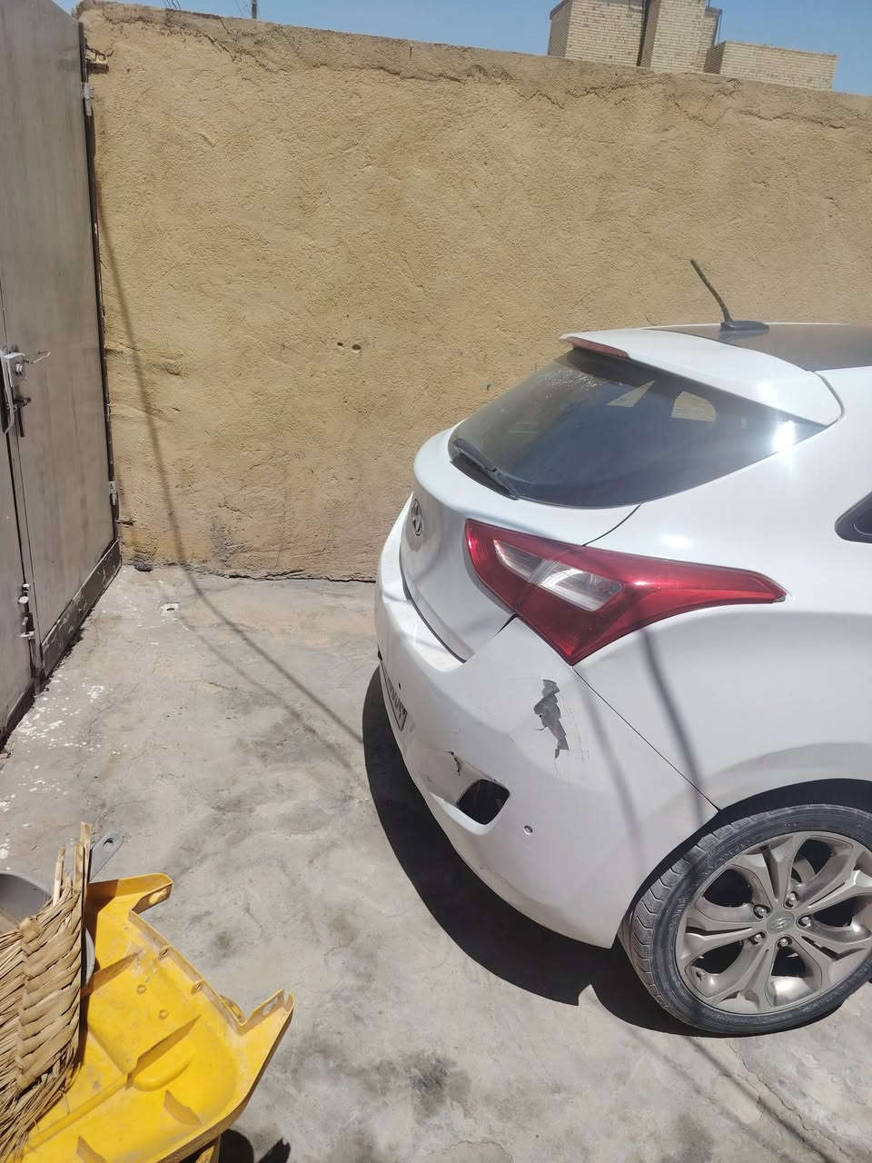 النترا هاشباك ٢٠١٣ وارد خليجي 
مكينة  دوش المرغوب 
كير مكينة حلوات وكفالة 
تبريد ثلج 
حدادية جيدة 
باتري جديد تخم تاير 
كهربائيات كلهن شغالات 
بصمة وليس سويج 
سيارة جاهزة ربع ماتذب عليها 
سنوية جديدة ورقم اربيل

السعر 88$ 
مكاني كربلاء 
***********
