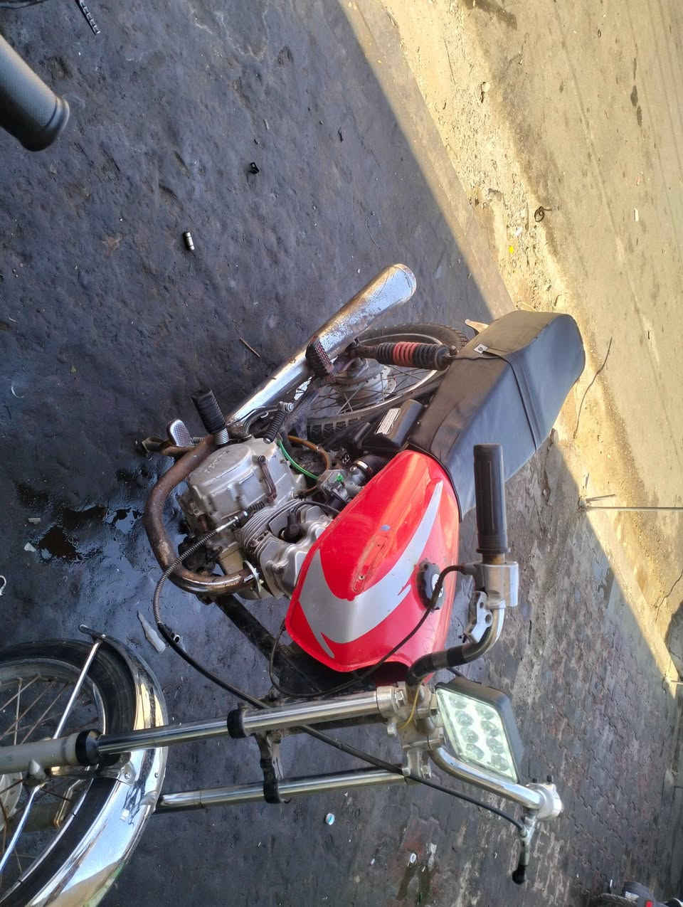 البيع دراجة  مكلف بنشر بدون ***********
