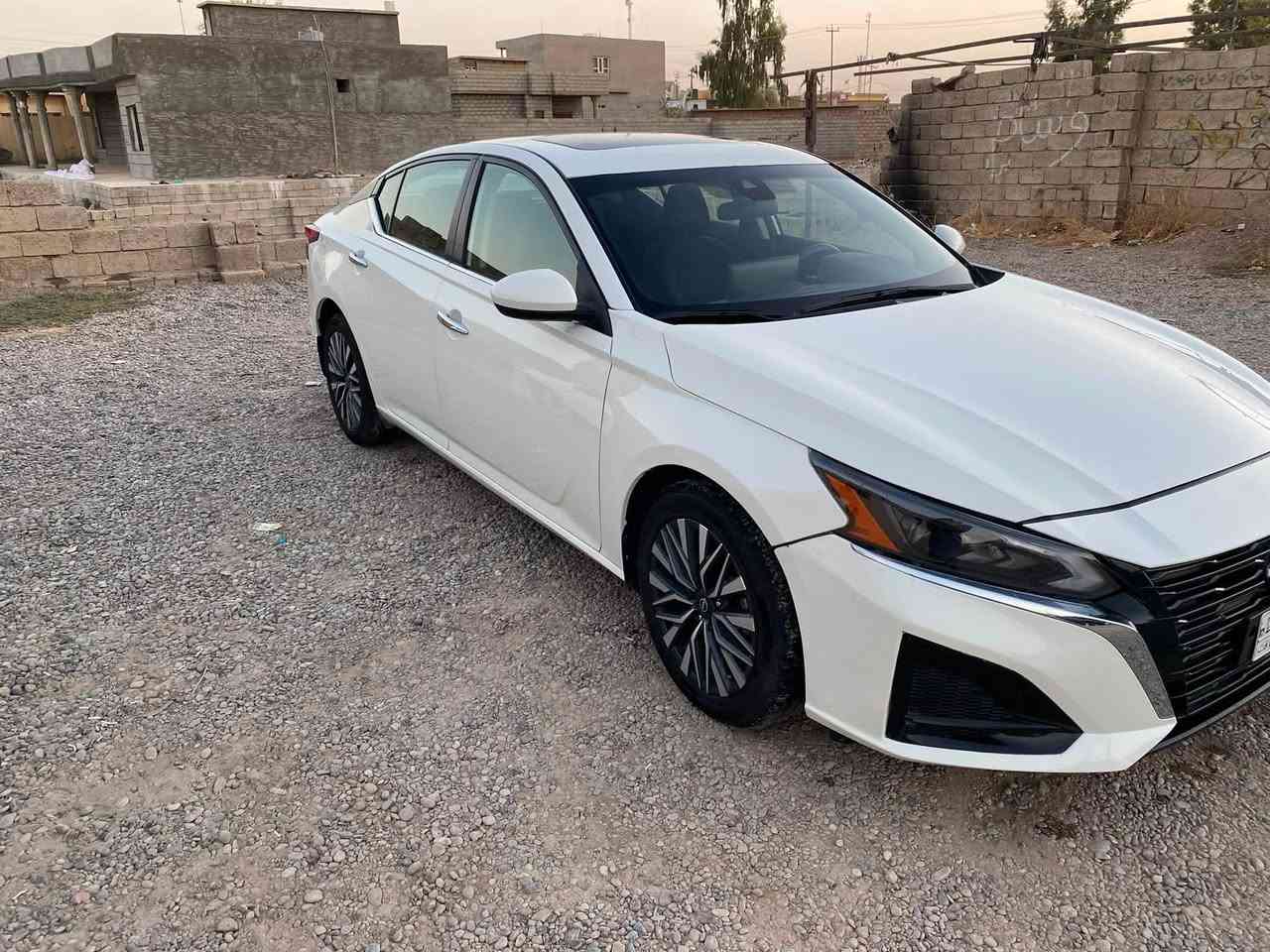 نيسان التيما للبيع 2023 فول مواصفات منفيس تترقم جميع المحافظات  عده القليم وين ما تريد ابصملك بدون دواخل بدون شاصي تبديل جاملق فقط
سعر مناسب جداً 135 وبيه مجال 
العنوان  محافظة كركوك قضاء الحويجه 
الاستفسار اتصل او خاص 
***********

