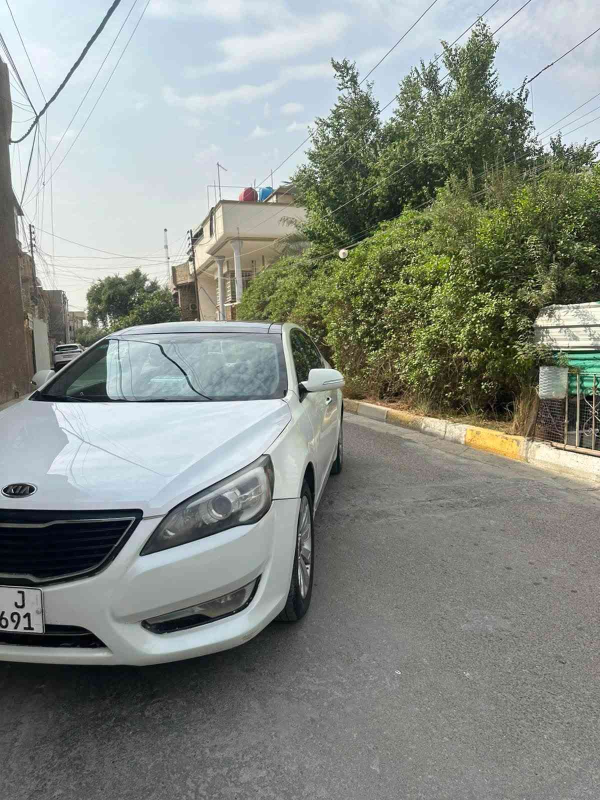 كادنزا • ٢٠١١ • ٦ سلندر