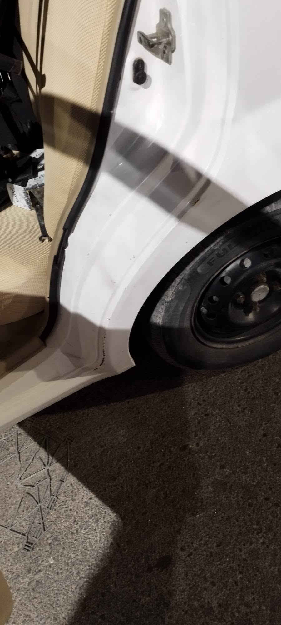 اخوان السيارة مال جناي ومال بيت حيل نظيفة ماشاء الله
الي ايدور نظيف ياخذ هاي السيارة ربع مايصرف عليها 
افيو 2011 كوري 
كير عادي شرط
محرك استرا المرغوب 
كابون بانزين 
رقم اربيل دولي مسطرة 
الشرعي ايبيعك 
السيارة بدون ضرر 
السيارة بدون صبغ 
عالوضع البلاد 
السعر 73 وبيها مجال بسيط
للتواصل ***********
***********

