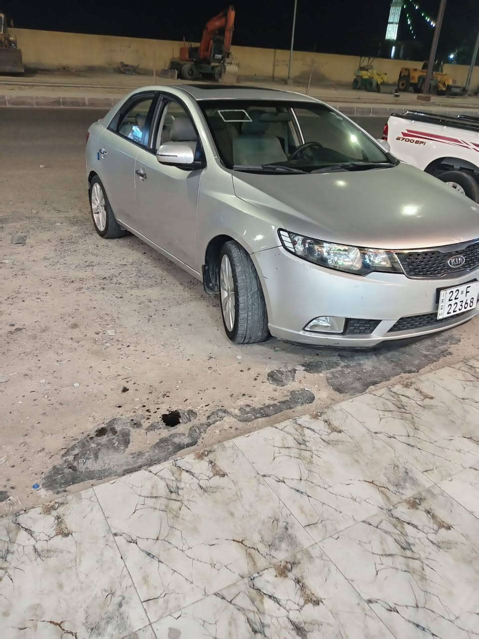 لبيع كيا سيراتو ٢٠١٢ خليجي فول عدا البصمه مكفوله من الصبغ والضربه ماعد حافة قبق الصندوق بارد رقم اربيل بسمي داخل لون بيجي تبريد جديد مانقصهه اي شي السعر ١٠٣ وبي مجال ***********  مكاني الفوجه
