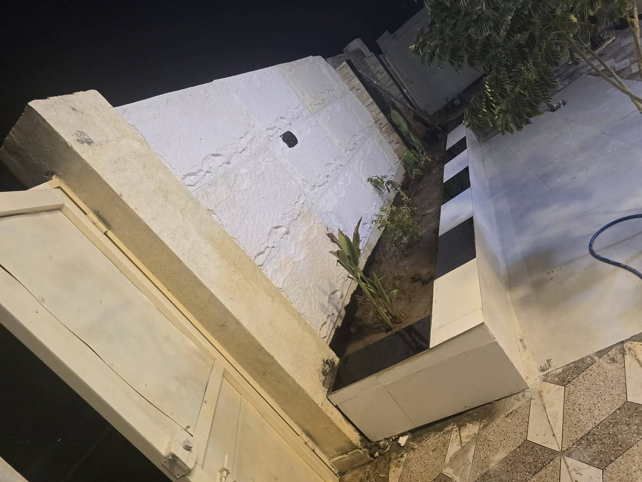 عمل ديكور حديقة او شلالات  حسب الطلب
وتزيين الحديقة وزراعتها بالثيل الطبيعي وشتلات الزينه 
مع اضافة الاسمدة والمبيدات قبل وبعد العمل 
للتواصل 
ذي قار / الرفاعي
***********واتساب
