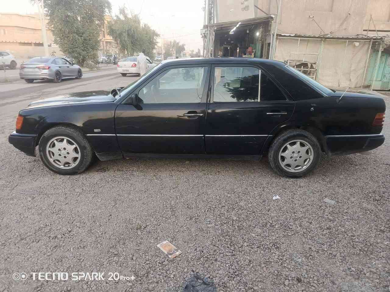 مرسيدس دب 300 • فول اوتو • رقم صلاح الدين