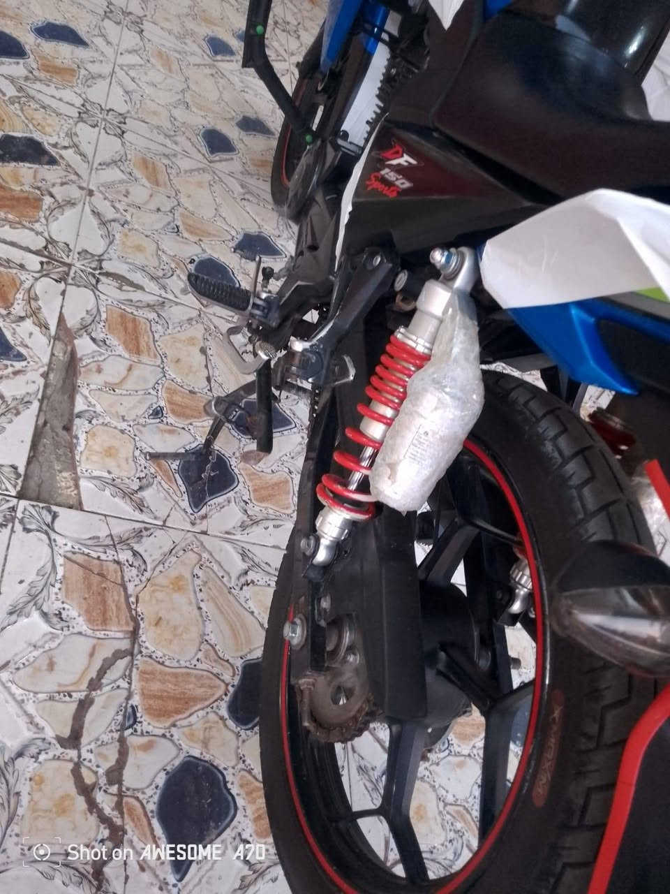يالله سلام عليكم هاوجي df موديل ٢٠ نضافه خير من الله سعره ١٦الي يحب يتواصل علرقم فقط***********
