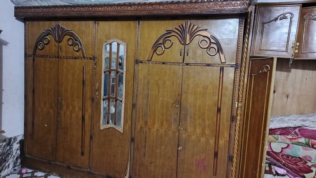 سلام عليكم خرفه خشاب رخيصه تفيد حالته ضعيفه خرفه راتله ترتيب رخيصه سعر 400 وبيه مجال قليل رقم الهاتف ***********
