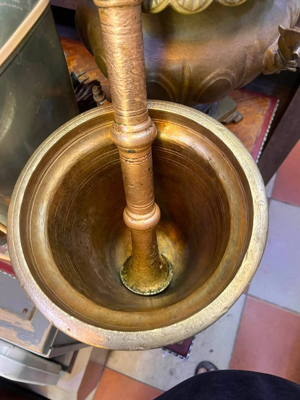 جاون قياس٢٥ إلا حبة اكثر من ٢٤ ونص للبيع *********** سيد ياسر
