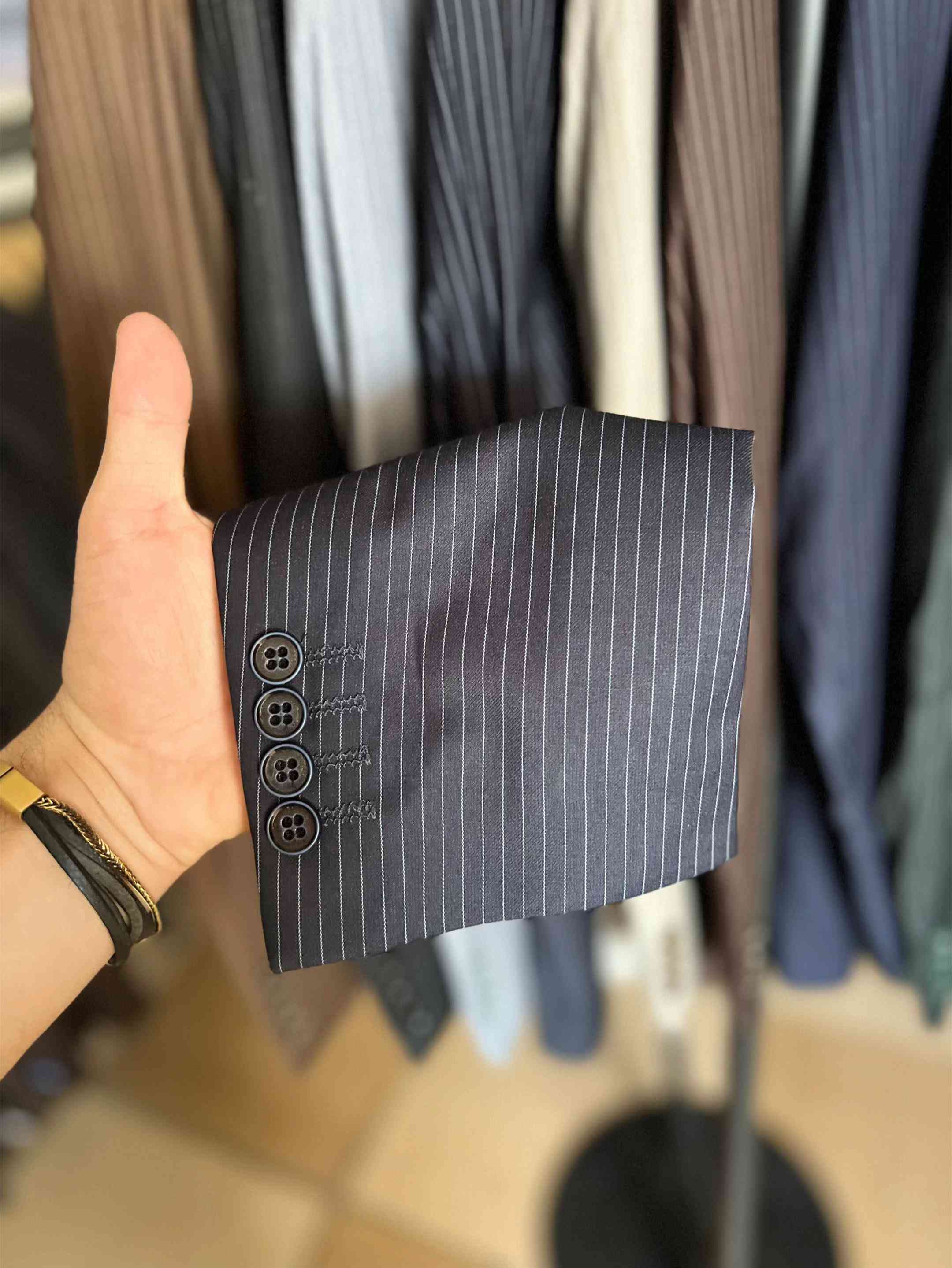 بدلة رسمي تركي (مقلم) سعر البدلة 90 الف 😍🔥 قياسات البدلة من 48 الى 58 عنوان المجمع 📍 بغداد الدورة المهدية الاولى قرب محطة الوقود  للحجز والاستفسار واتساب  *********** #بدلات_الاعراس_وحفلات #بدلات_الاعراس_وحفلات #بدلات #هاشتاقات_تيك_توك_العرب #الشعب_الصيني_ماله_حل😂😂 
