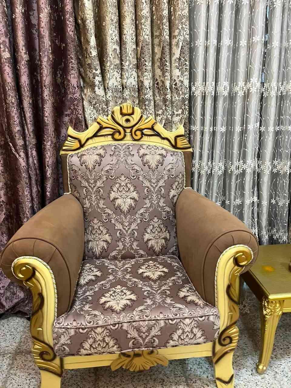 تخم تكمه للبيع عشر مقاعد السعر 400العنوان بغداد
***********
