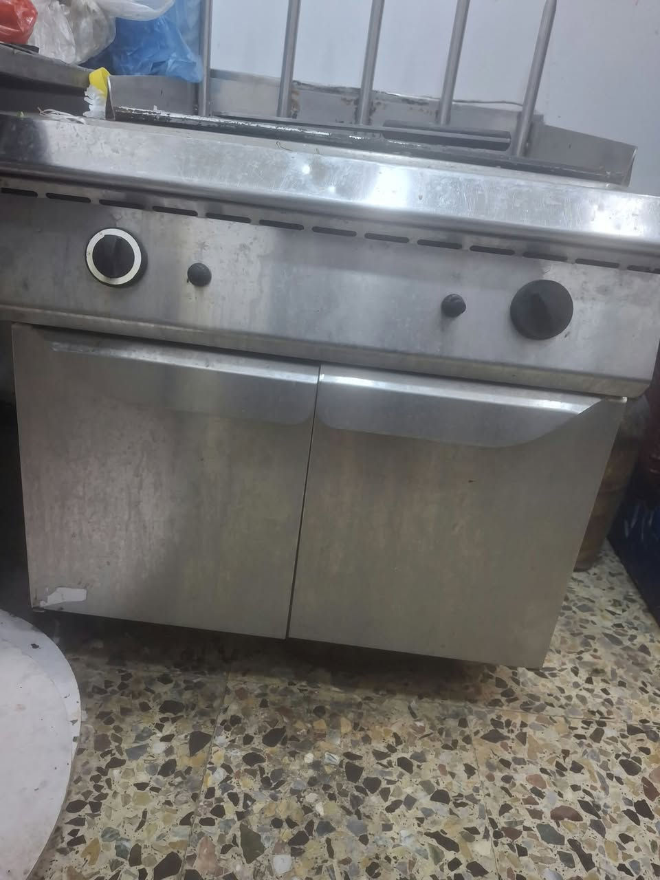كلمن • للبيع