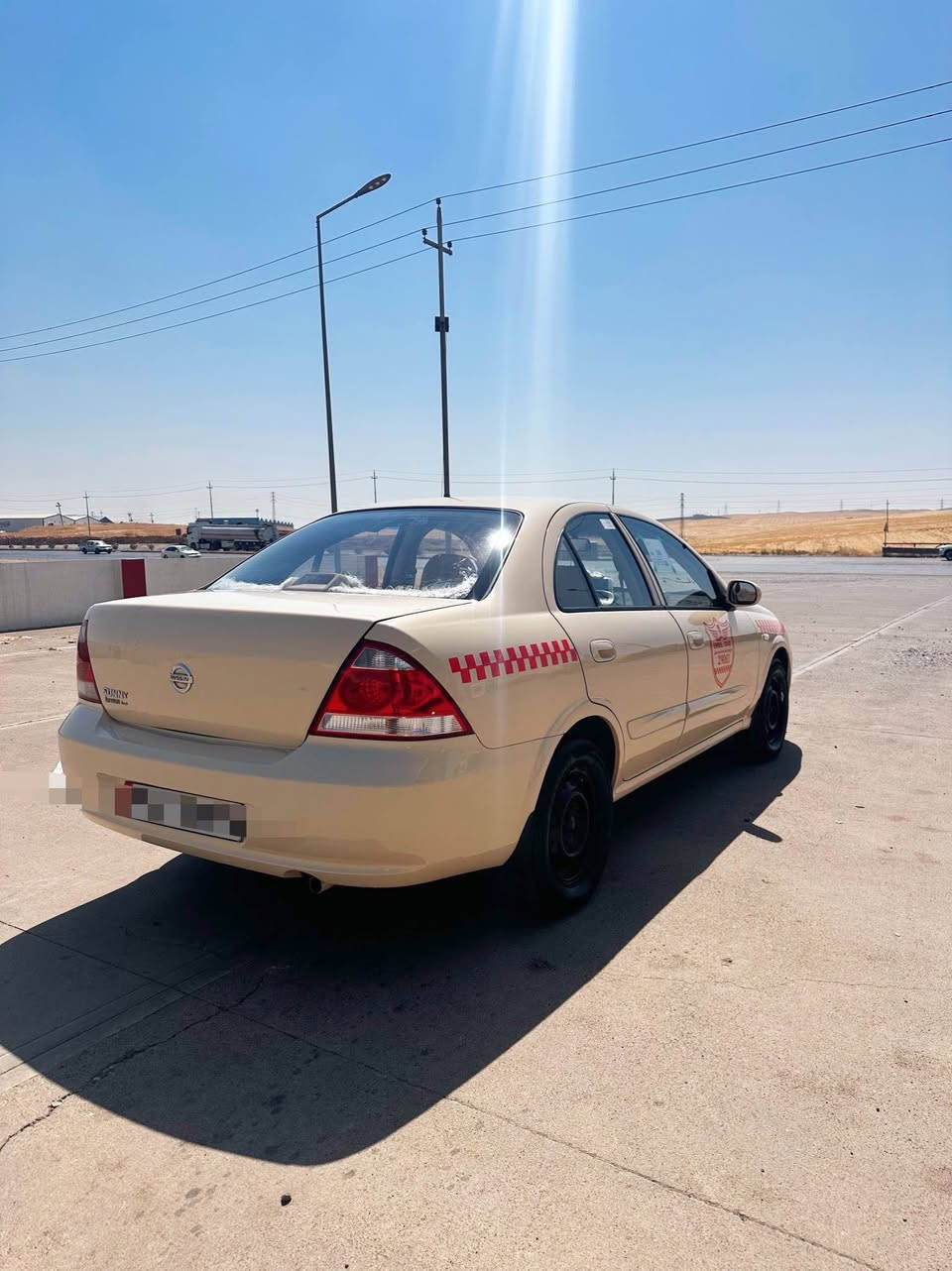 نیسان سەنی ٢٠١٢ 
گێڕ عادی
تەبردی گێڕ مەكینە بەشەرت
دەعامی لۆ  دەعامی دوو سێ جێ ساردە كوتە ماباقی   ساغە
جەمبەكی گچكە  و زۆر خەفیفی  پشتەوەی هەیە
نرخی ١١٠  و مەجالەكی  برایانە
ژمارە مۆبایل ***********
*********** أربيل, العراق
