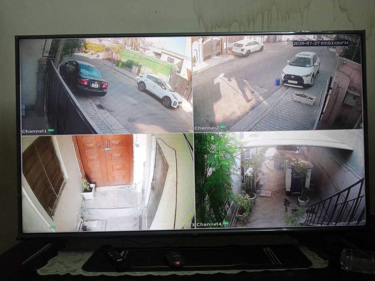 وافق على المنشور
شاشه حجم 55 TCL 4K مع الباكيت فقط وجود خلل كما موضح بالفديو اتصل وانطي سعرك اذا يخدمني نتفاهم الاتصال على الرقم او واتساب ***********
