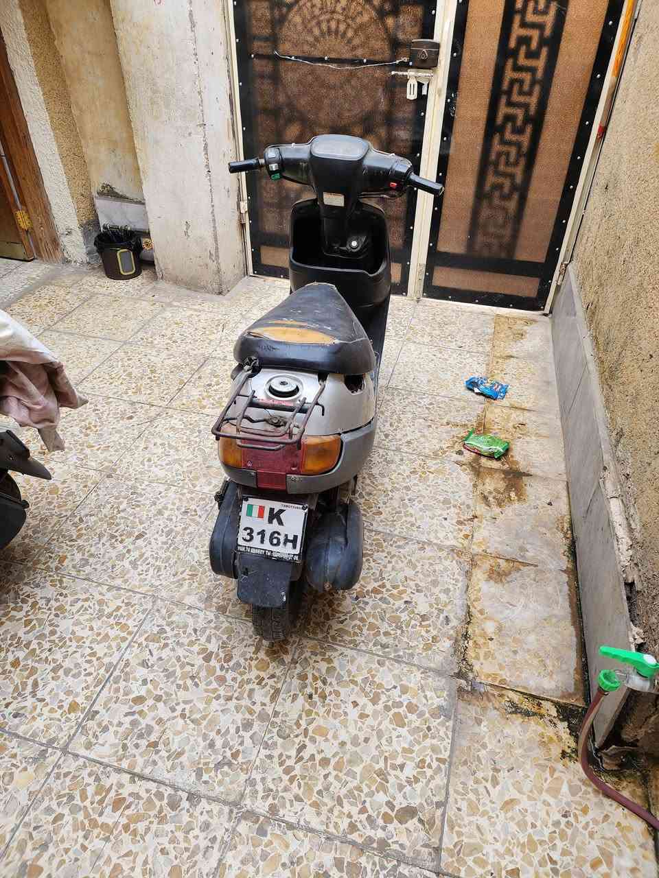 دراجه بطه ٦٠ خطين كهربائياتهة كلها شغاله سلف هندر بس من تشتغل بيها صوت بالاكسل كابريتر جديدة ابيع كوم حديد السعر (١٢٥) مكاني بغداد الشعله ***********
