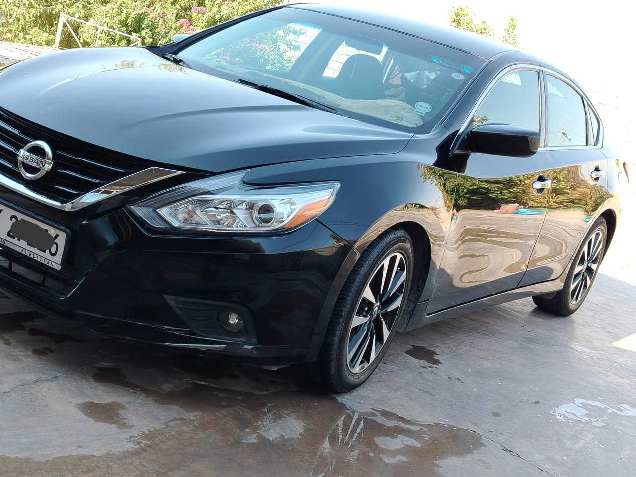 🚗🔥 للبيع نيسان ألتيما 2018 🔥🚗
⭐ SV — مواصفات معروفة ومميزة
✅ سنوية ورقم جديد لحد سنة 2031
✅ رقم ألماني – السليمانية
✅ گير جديد موديل 2024
✅ هايدرولك جديد مبدل
✅ برادين مخلّيات عليه للمحافظة على الگير وإطالة عمره
✅ محرك بشرط
✅ السيارة محافظة عليها واستعمالها نظيف
📌 الملاحظات:
ظرره السيارة 4 قطع فقط، بدون داخل.
💰 السعر: 95 قابل للتفاوض بالمعقول
📍 المكان: ديالى / خانقين
📞 للاستفسار: ***********
🔥 سيارة مرتبة وتستاهل الفحص للجادين 🔥
