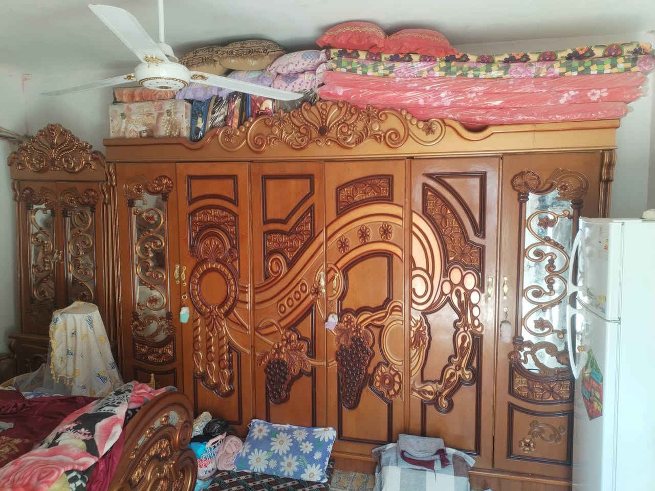 سلام عليكم اخوان غرفه البيع مستعجل عله بيعته متواجد عل وتساب مكاني ناصريه اي استفسار خاص ***********

نص مكتوب في الصور:
- حبيبي