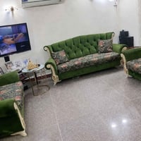 قنفات ١٠ مقاعد  مابيه اي ضرر مكاني علي الصالح  07902351751