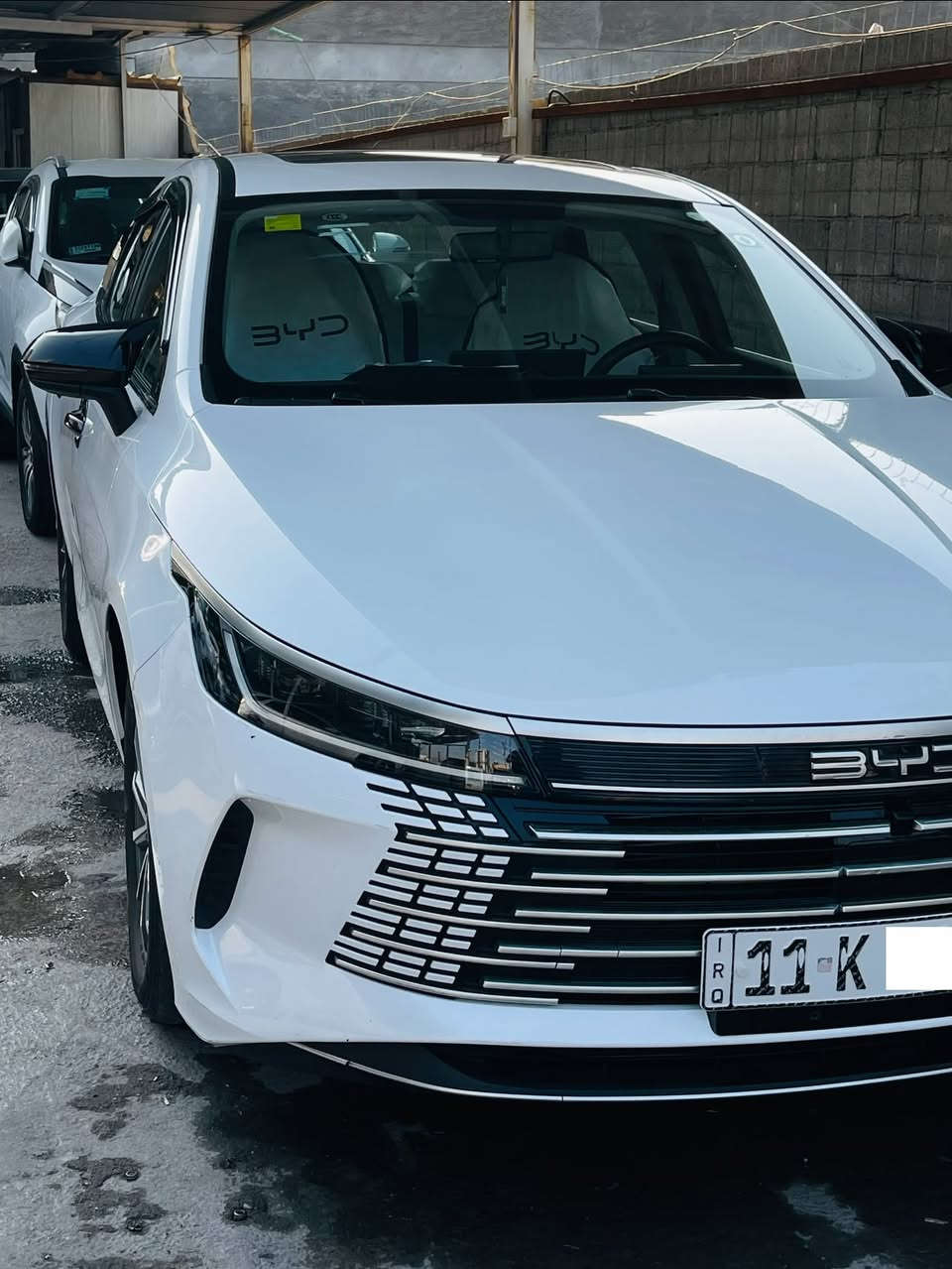 السلام عليكم 
للبيع BYD دستروير موديل 2025 فتحة مواصفاتها معروفه السيارة كفاله ممشاها 7800 بيها بس رصعات بصيطة مال شارع السعر 21300 وبيها مجال بسيط 
مكانها العامرية شارع المنظمة 
للاتصال ***********
