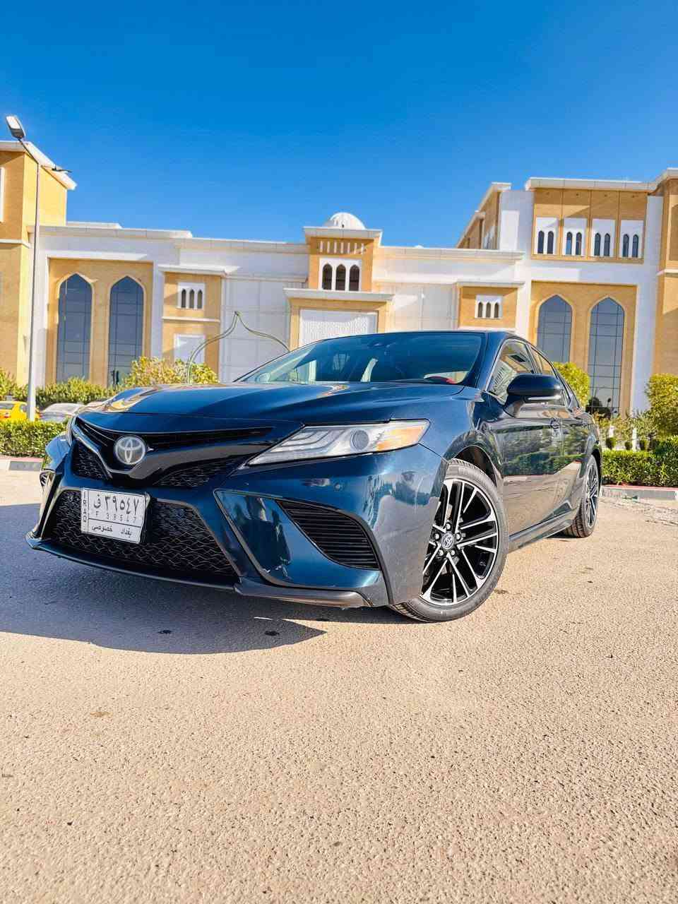 🚘 للبيع كامري 2018 XSE
🔵 لون أزرق – سبع لمعات
🔧 6 سلندر
💥 حادثة قبق، جنطة السيارة تحتاج عناية بالبدن 
⚙️ كير  و مكينه مكفولة
📌 السيارة تحتاج شوية شغل، والسعر مناسب. 166$  رقمي ***********
