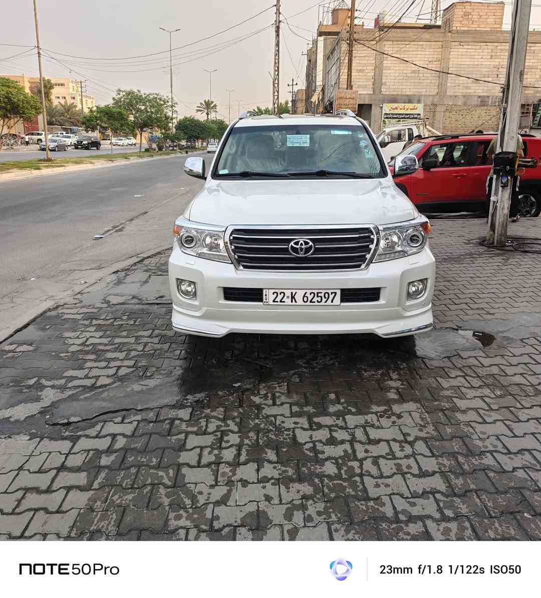 لاندكروز • ٢٠١٥ • مكفولة على الصبغ