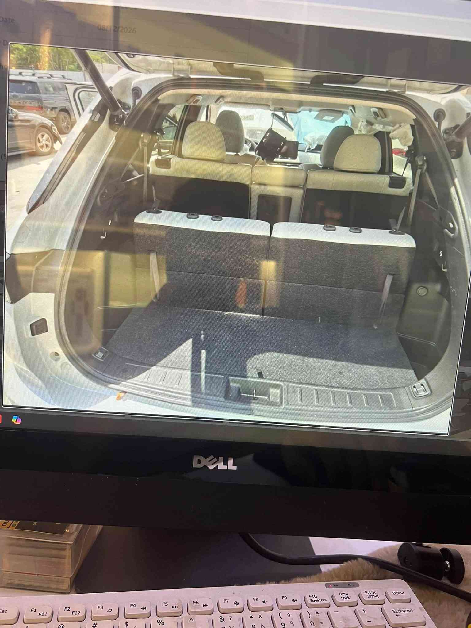 وتلندر 25
وصل الحره 10ايام 
سعر100$مطروح 
تدخل شهداء 
تدخل حره حسب رغبت المشتري 
***********

نص مكتوب في الصور:
- 08/12/2026