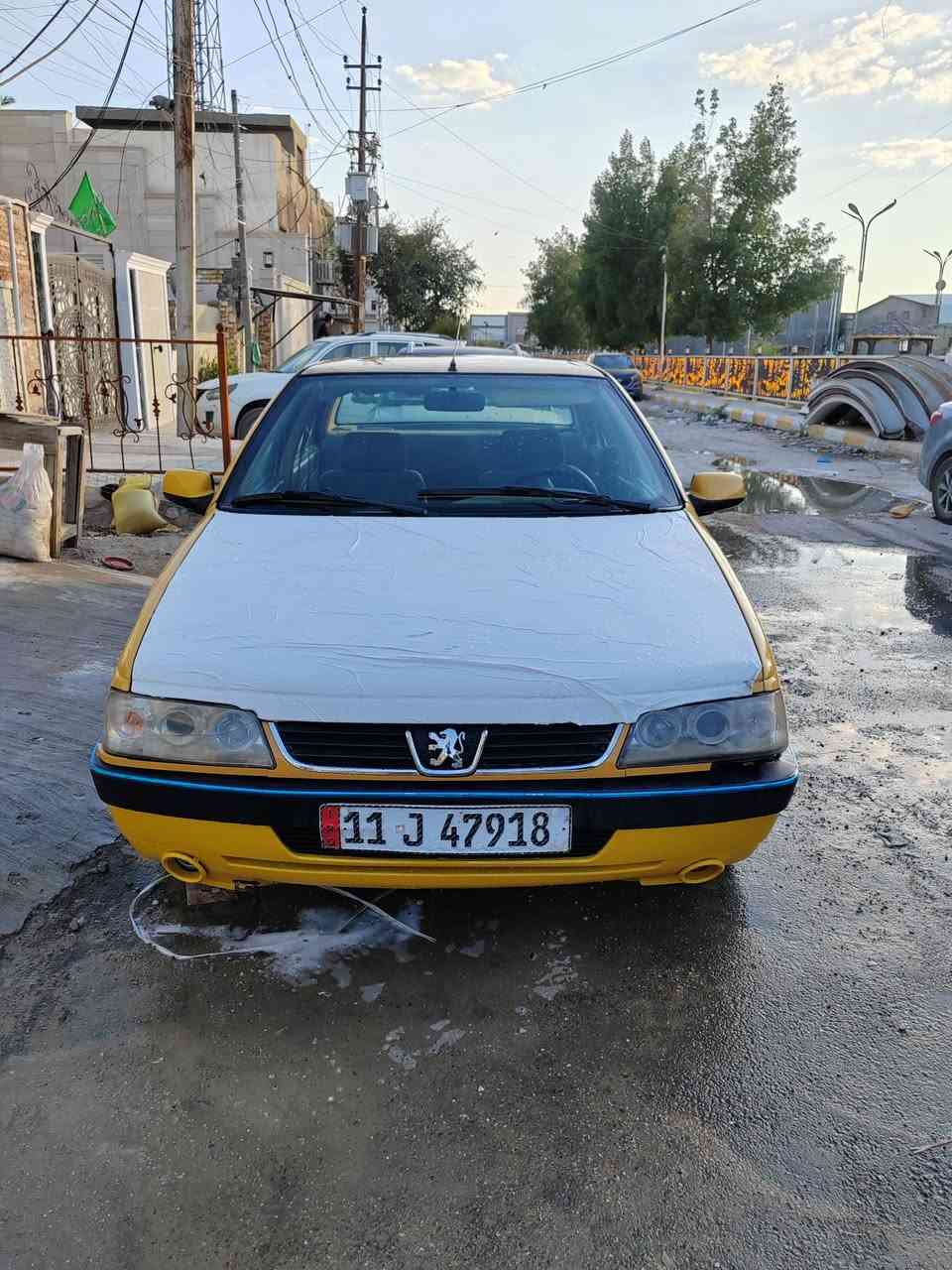 السلام عليكم بيجو اكد 2016 للبيع سياره جاهزه ما بيه كل نقص تخم تاير جديد صدر جديد قوايش جدد باتري عليه ادامه كامله لان السياره جانت متروكه تبريد تدفئه مكينه كفاله كير كفاله بيه جاملغ ايمن بدون دواخل رقم انكليزي بغداد السعر 36 
تحويل مباشر
***********
