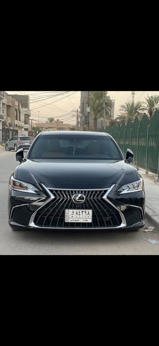 ES300h هايبرد • ٢٠٢١ • وارد امريكي