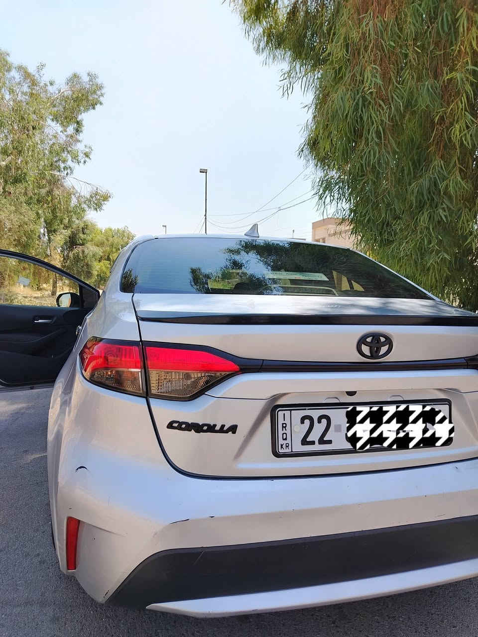 ‏السلام عليكم 💯
سايبه 2020
  TOYOTA. CORLLA
‏# لبيع فقط   🧑‍🤝‍🧑
شرط من دعاميه لدعاميه ➿🟰

‏♦️ اوتوماتيك ضرر بس بونيد فقط 
)  رقم اريبل  دولي
جاهز لاخير...
 . 
‏♦️ سنوية جديد شرط  تحويل كبل عقد مروري  
 كل جسم كامل  
 لون سلفر 
‏ 🖲️ شواصي بلادي بدون دواخل 
بيه جم مكان رصعه فقط

 مكفول من كلشي +  🫶
 +مكينه كير كفاله عامه شرط جديده 
 كامل مكمل
 + صدر امامي خلفي  جديد +

 كهربائيات كلها شغاله 💡 
ومكفوله تخم تاير جديد🛞
 جديد   ..  
+ السياره بلاديه  # سستم اناره داخليه سماعات دمام صوت  بدون ضربه 
سياره حلوه نضيفه
 بدون نقص برغي ماكو 
كل جسم بلادي بدون ضربه 

سعره 136💸 بيه مجال لطبيبن ان شاء الله خابر تدلل
‏🏠 مكاني كركوك دوميز 55

***********هاي بيه واتساب 
🛑💐 
 تحياتي لكم
